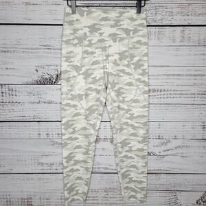 Aerie Leggings Light Green Camo Print | Large